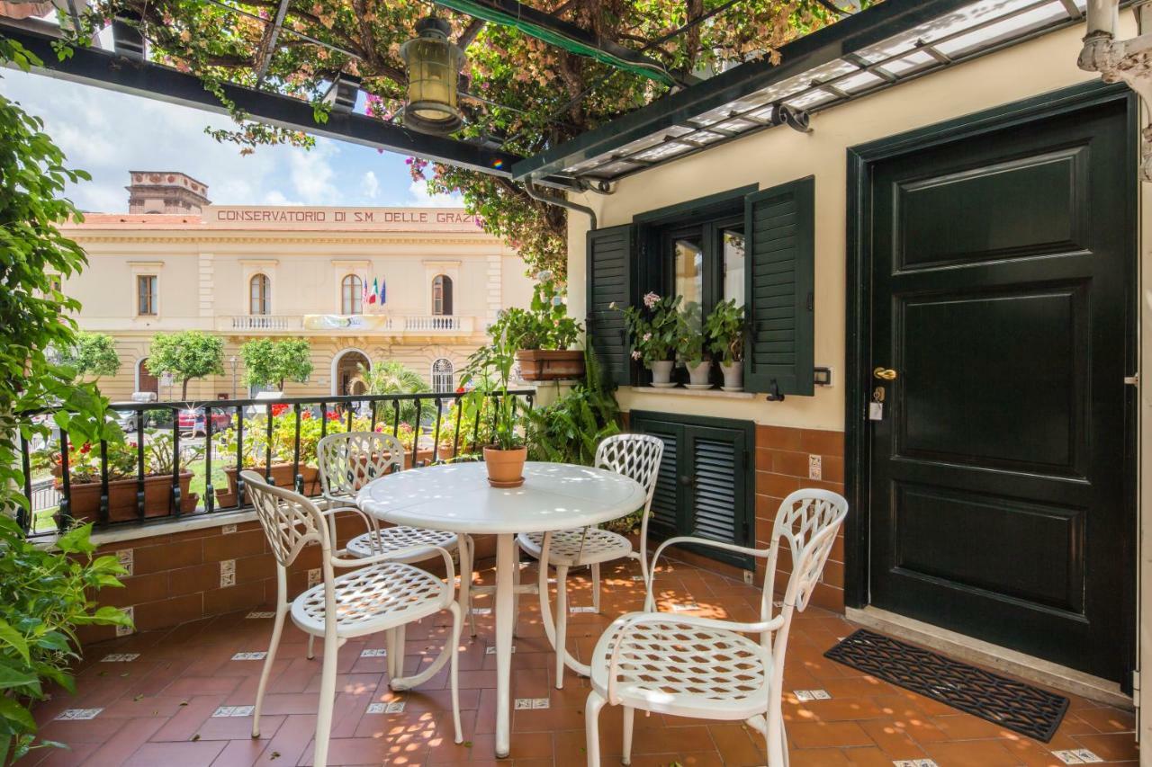 Villa Elisa Holiday Home Сорренто Экстерьер фото