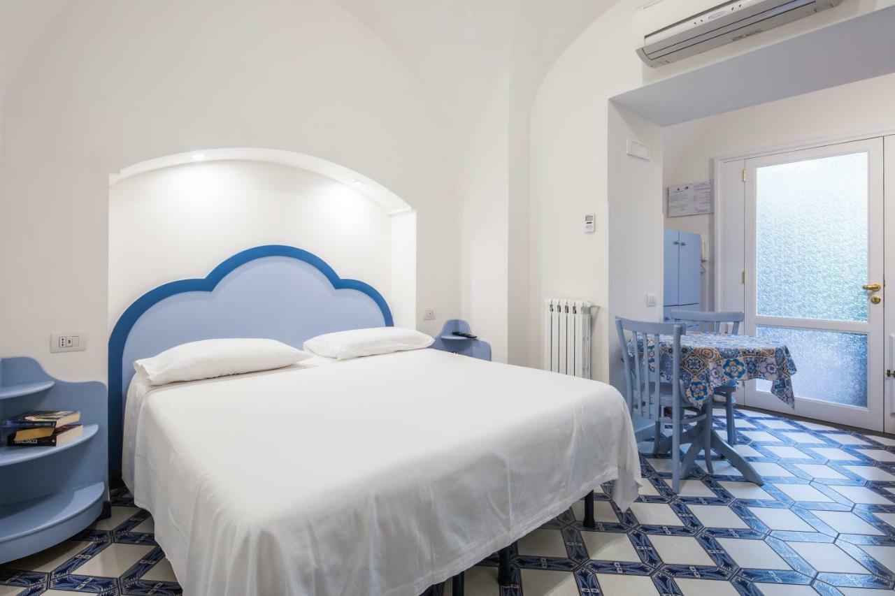 Villa Elisa Holiday Home Сорренто Экстерьер фото